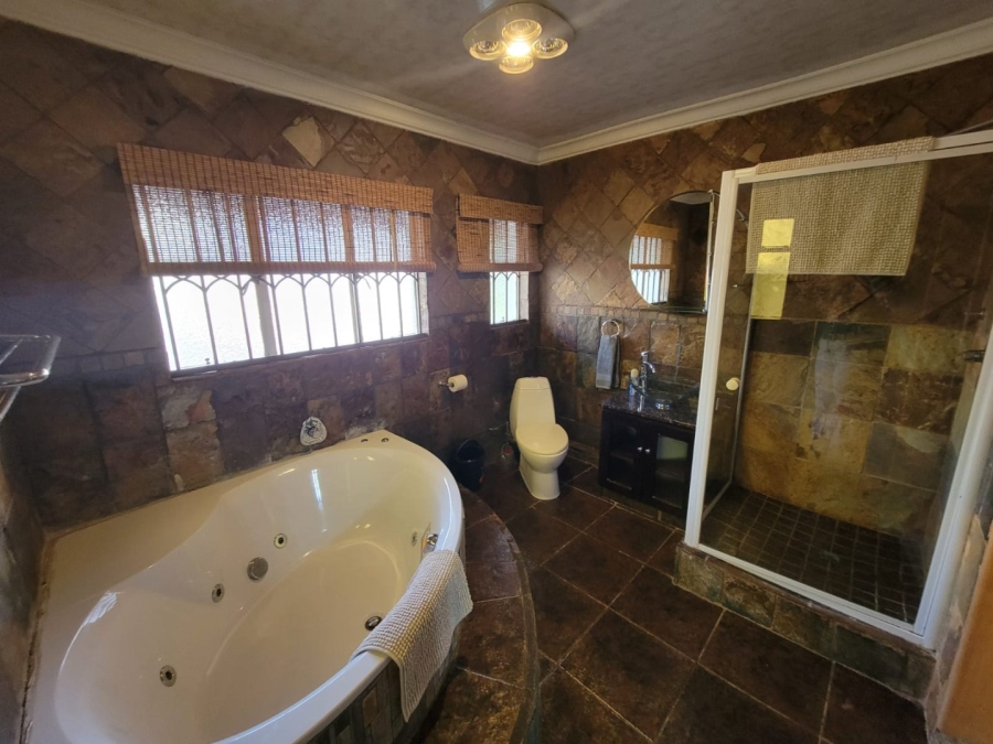 4 Bedroom Property for Sale in Panorama Free State